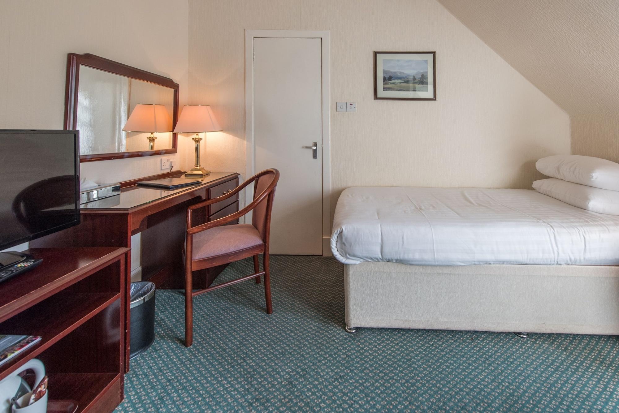 Nethybridge Hotel 3*